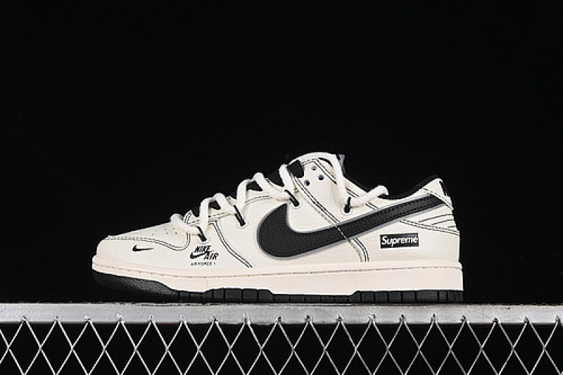 Supreme Nike SB DUNK LOW SUPREME WHITE/BLACK · XX2025-566, photo 1