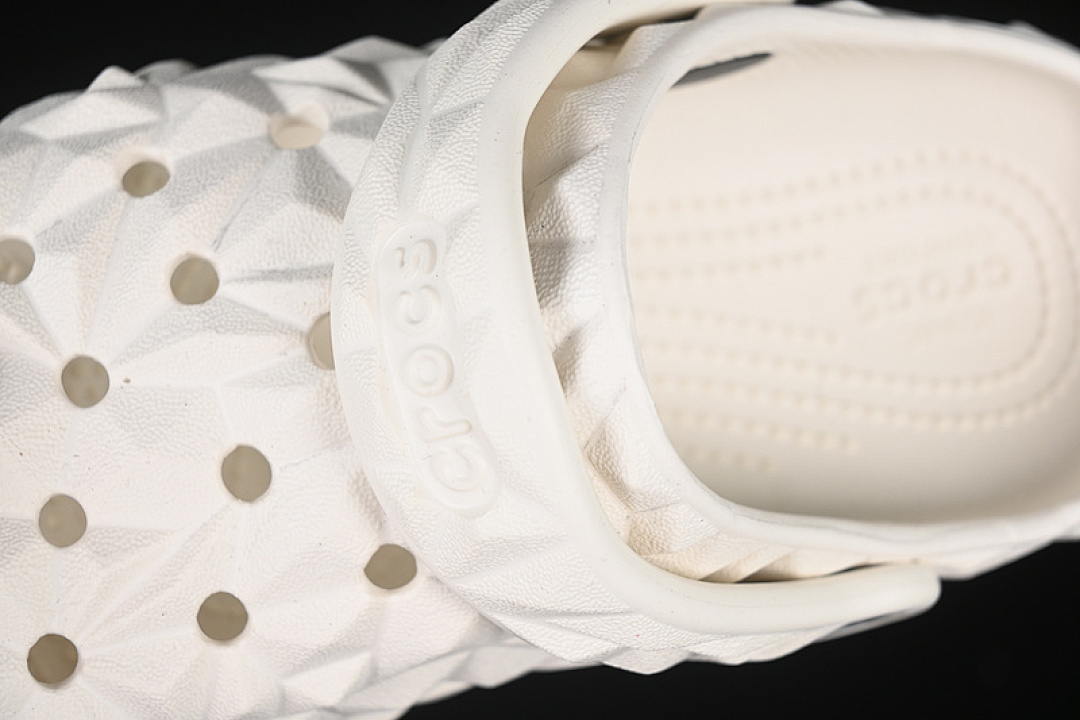 Crocs [CROCS CLASSIC CLOG WHITE]-[WOMAN:25-36] - Image 5