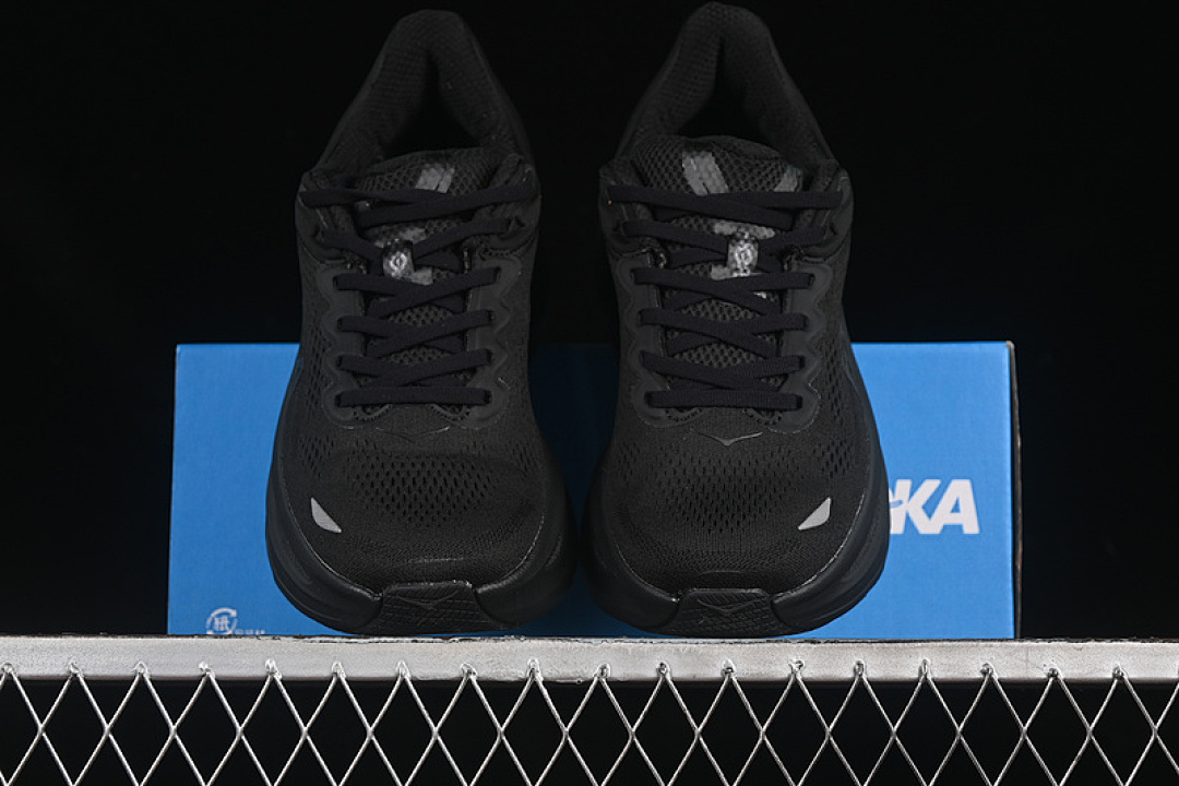 On Running [1162014 BBLC]-[HOKA ONE BONDI 9 BLACK]-[WOMAN:36-39]-[MAN:40-45] - Image 13