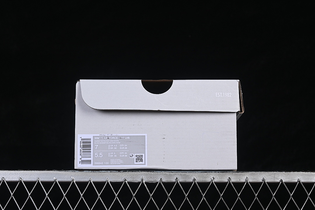 Nike [IB6842-100]-[AIR FORCE 1 07 LOW LOW-TOP CASUAL SNEAKERS WHITE/GREY]-[WOMAN:36-39]-[MAN:40-45] - Image 12