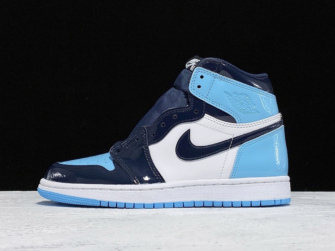 Jordan [CD0461-401]-[GET AIR JORDAN 1 HIGH OG UNC PATENT LEATHER OBSIDIAN/BLUE/WHITE]-[MAN:40-46]-[OG00256], photo 1