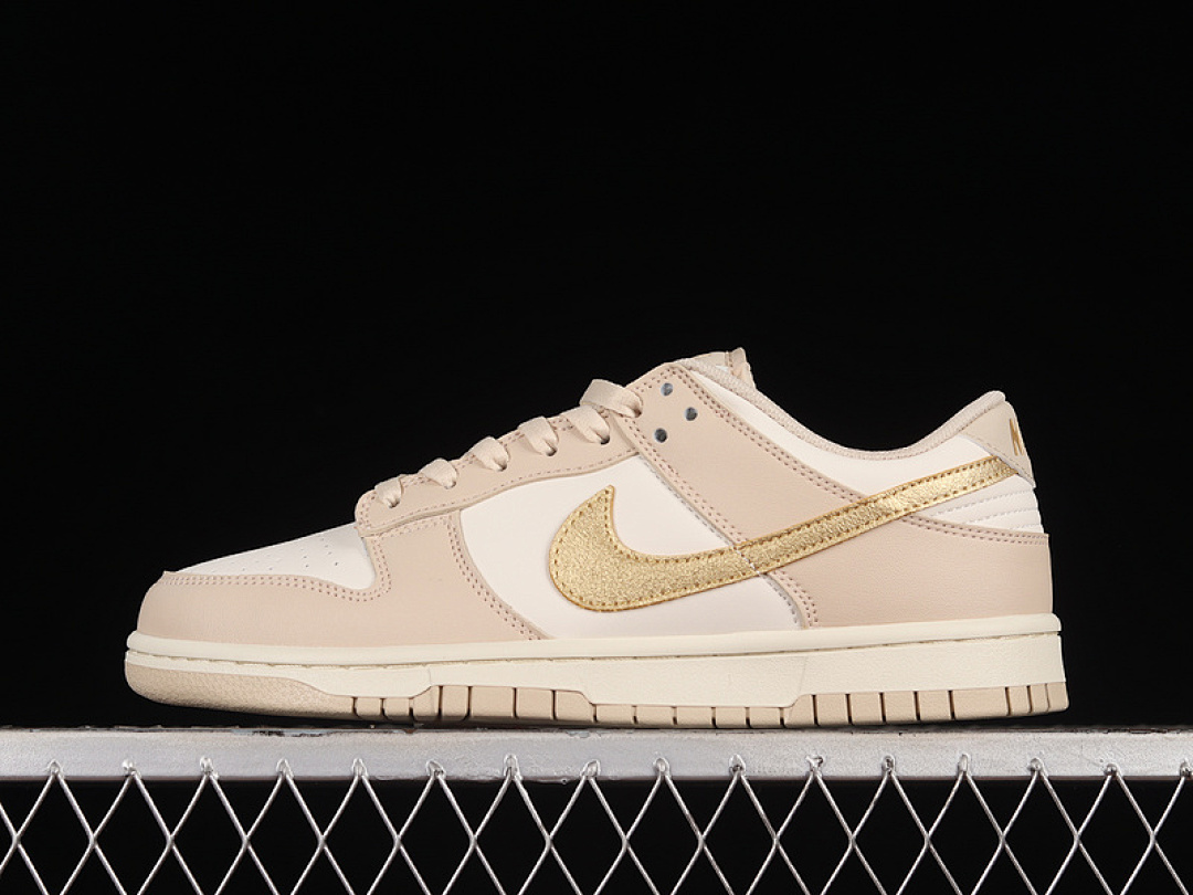 Unbranded [DX5930-001]-[DUNK LOW PHANTOM/METALLIC GOLD/SANDDRIFT/SAIL]-[WOMAN:36-39]-[MAN:40-45], photo 1