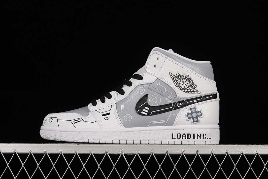 Jordan [554724-129]-[AIR JORDAN 1 MID PS5 WHITE/BLACK/LIGHT GREY]-[WOMAN:36-39]-[MAN:40-46], photo 1