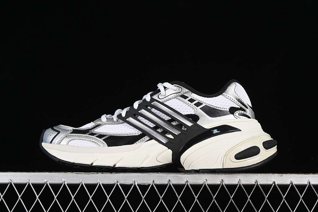 Unbranded [IH3381]-[ADISTAR XLG WHITE/BLACK/SILVER]-[WOMAN:36-39]-[MAN:40-45], photo 1