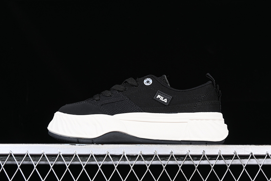 Fila [F12M322301FBK]-[FILA FUSION VINTAGE CANVAS SHOES WHITE/BLACK]-[WOMAN:35.5-39]-[MAN:40-45], photo 1