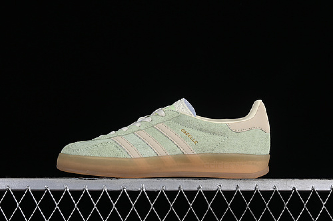 Adidas ORIGINALS GAZELLE INDOOR SEMI GREEN SPARK/ALMOST YELLOW/CREAM WHITE · IE2948, photo 1