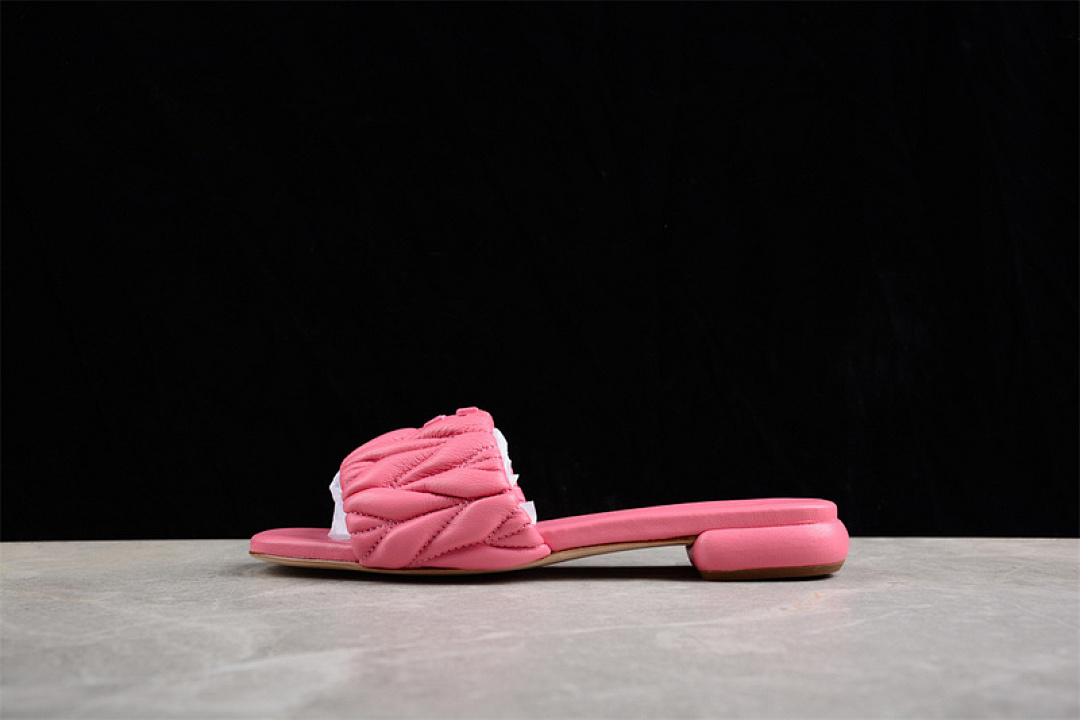 Unbranded [𝑴𝒊𝒖𝑴𝒊𝒖 SNGG RED]-[WOMAN:35-39] - Image 10