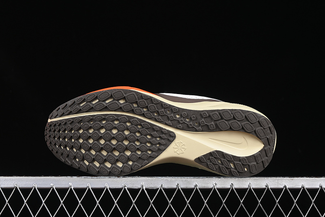 Nike [HV5975-102]-[AIR ZOOM PEGASUS 41 GTX SAIL/LIGHT KHAKI/SAFETY ORANGE/IRONSTONE]-[UNISEX:36-46] - Image 15