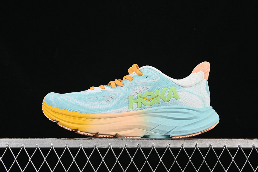 On Running [1162030 BPRK]-[HOKA ONE CLIFTON 10 WHITE/BLUE/GREEN/ORANGE]-[WOMAN:36-39]-[MAN:40-45] - Image 2