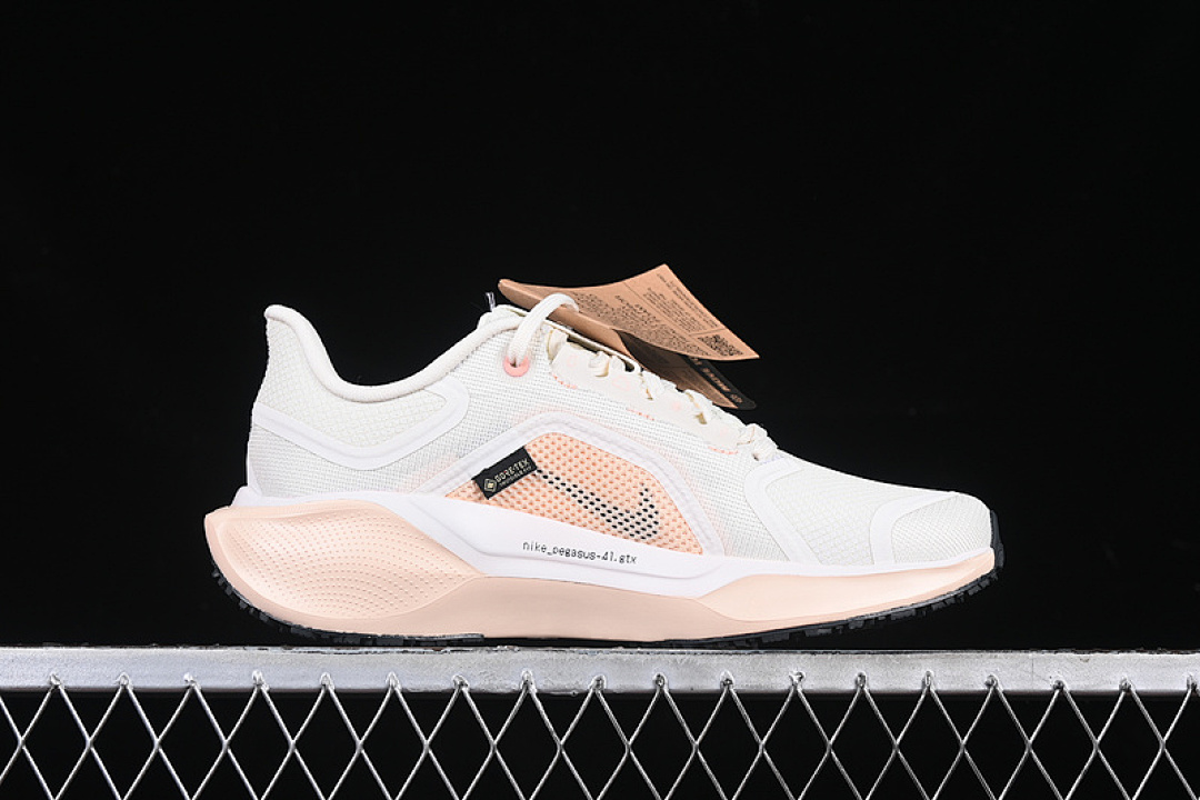 Nike [FQ1357-100]-[AIR ZOOM PEGASUS 41 GTX SAIL/GUAVA ICE/CRIMSON TINT/ANTHRACITE]-[WOMAN:36-40] - Image 16