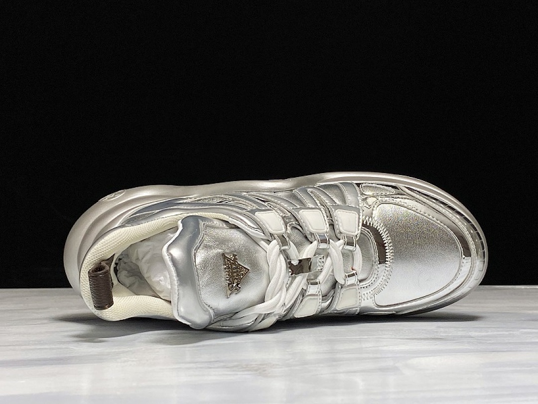 Arc'teryx [L*V SCI-FI SNEAKERS METALLIC SILVER/METALLIC SILVER]-[WOMAN:35-40] - Image 18