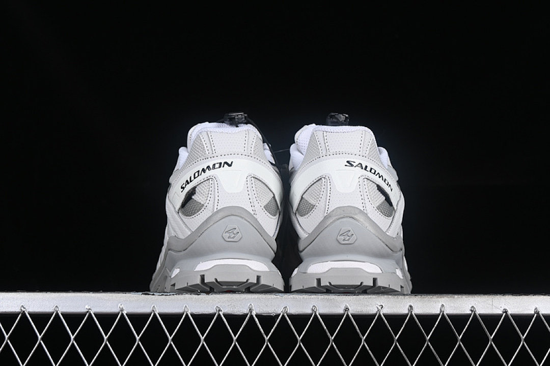 On Running [474296-29]-[XT QUEST GTX OUTDOOR OFF ROADING LIGHT GRAY/WHITE]-[WOMAN:36-39]-[MAN:40-46.5] - Image 13