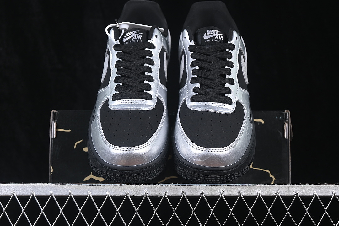 Nike [RJ1988-008]-[AIR FORCE 1 07 LOW CASUAL SNEAKERS SILVER/BLACK]-[WOMAN:36-39]-[MAN:40-45] - Image 12