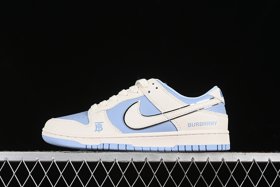 Nike SB DUNK LOW WHITE/BLUE/SILVER · BB5252-601, photo 1