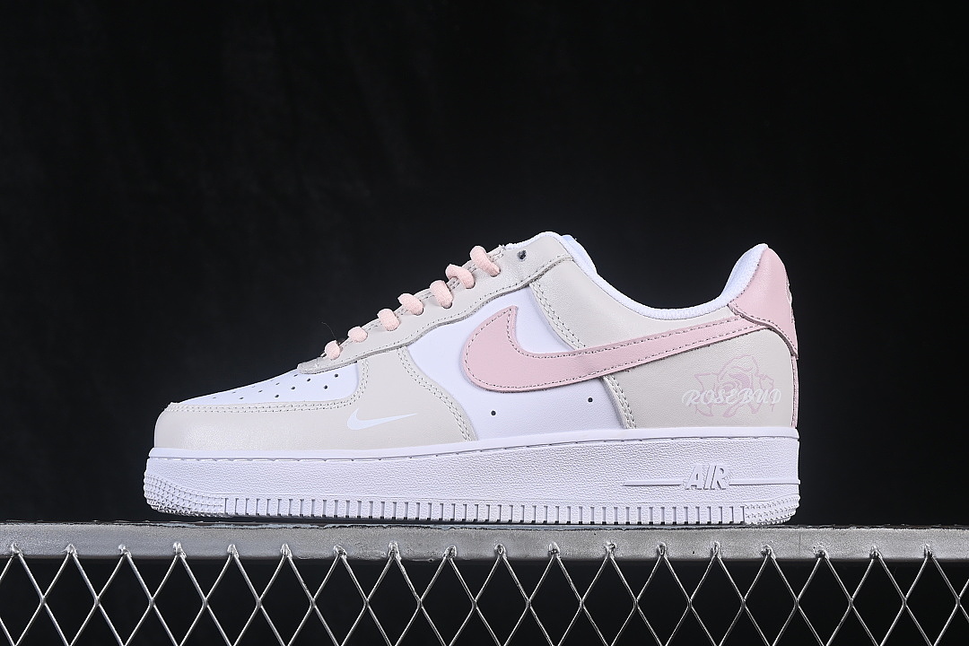 Nike Nike AIR FORCE 1 07 LOW CASUAL SNEAKERS LIGHT PINK/WHITE · IO7403-103, photo 1