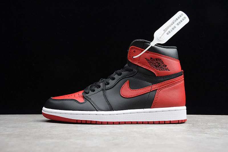 Jordan CJ AIR Jordan 1 RETRO HIGH OG BANNED BLACK/VARSITY RED · 555088-001, photo 1