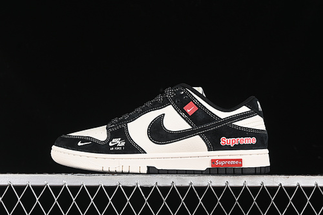 Unbranded [MM1089-020]-[SB DUNK LOW SUP BLACK/WHITE]-[WOMAN:36-39]-[MAN:40-45], photo 1
