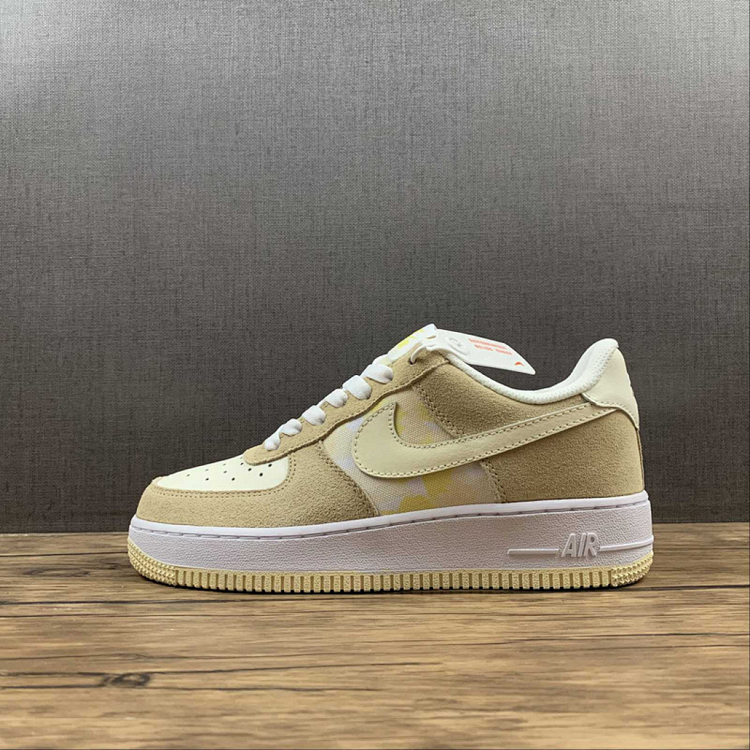Nike [DM9476-700]-[AIR FORCE 1 LOW GS LEMON DROP/CASHMERE WHITE]-[WOMAN:35.5-40], photo 1