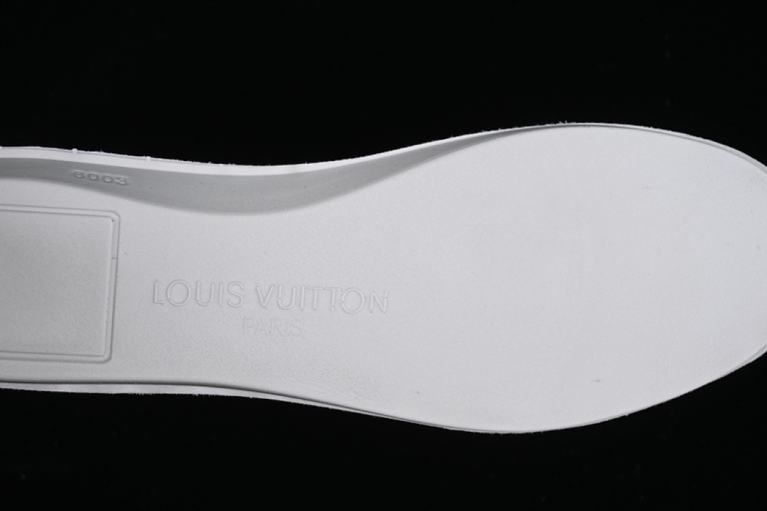 Louis Vuitton [TRAINER WHITE]-[WOMAN:35-39]-[MAN:40-45] - Image 3