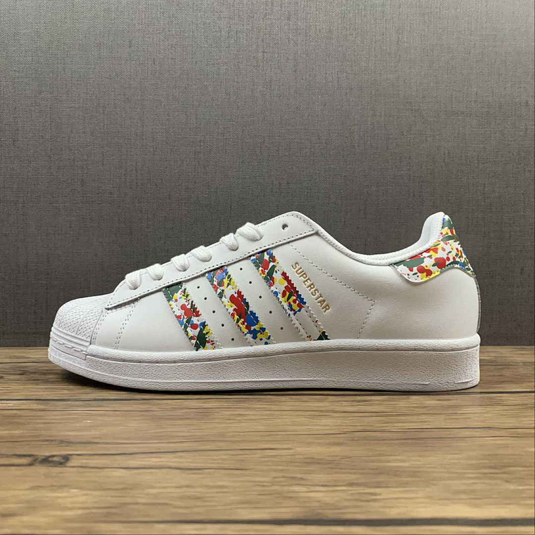 Adidas SUPERSTAR WHITE SPLATTER CLOUD WHITE/CLOUD WHITE/GOLD METALLIC · FX5540, photo 1