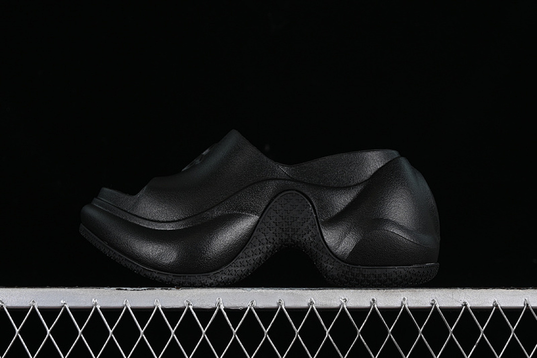 Unbranded [E9066]-[SMFK COMPASS BLACK]-[WOMAN:35-40] - Image 2