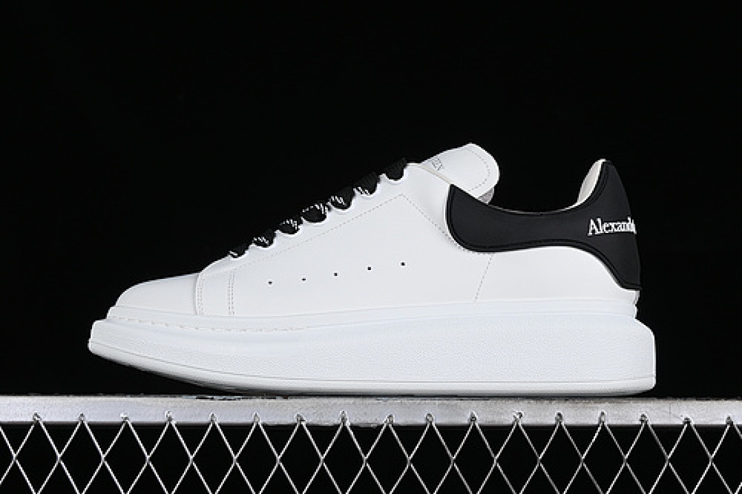 Alexander McQueen Alexander McQueen [ WHITE/BLACK/GREY]-[WOMAN:35-39]-[MAN:40-44], photo 1