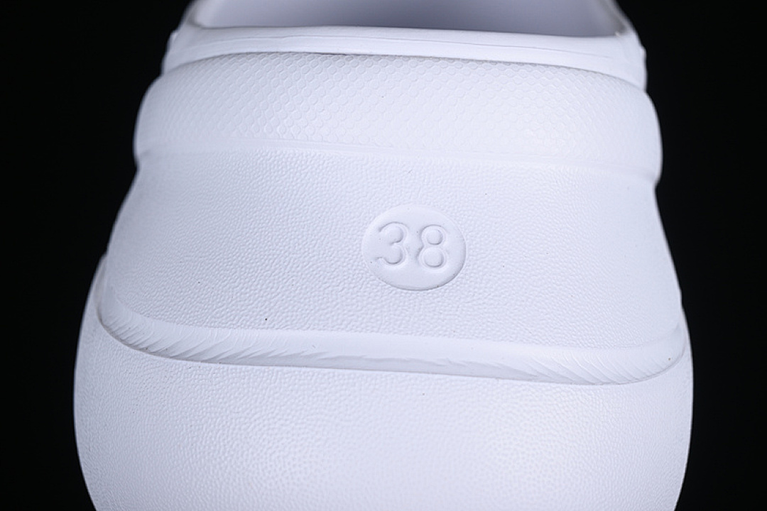 Balenciaga [W1S8E9000]-[BA*LEN*CIAGA POOL CROCS WHITE]-[WOMAN:36-40] - Image 4