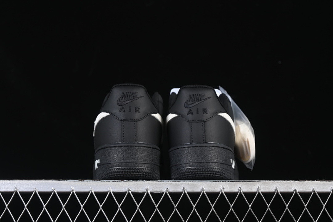 Nike [DD8959-001]-[AIR FORCE 1 07 LOW CASUAL SNEAKERS BLACK/WHITE]-[WOMAN:36-39]-[MAN:40-45] - Image 13