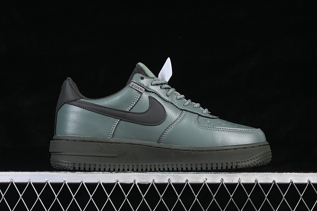 Nike [HV5953-300]-[AIR FORCE 1 LOW GORE-TEX VIBRAM CLAY GREEN/BLACK]-[WOMAN:36-39]-[MAN:40-45] - Image 16