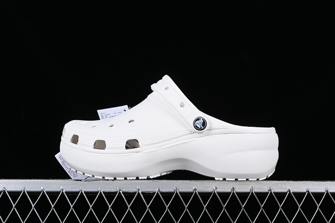 Crocs [CROCS BEACH SANDALS CLOGS WHITE]-[WOMAN:34-40] - Image 2