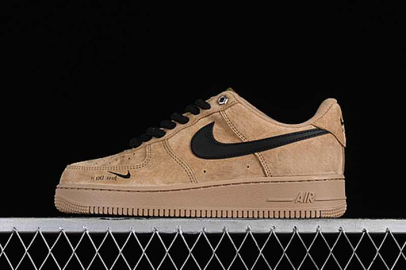 Nike Nike AIR FORCE 1 07 LOW BLACK/BROWN · CW2288-111, photo 1