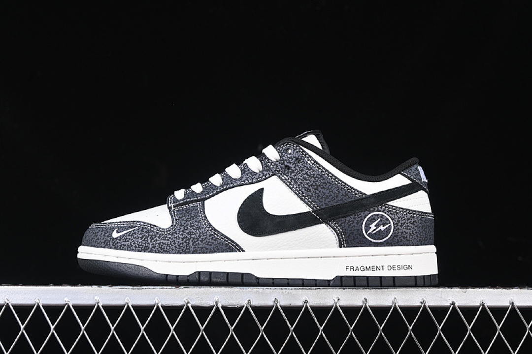 Unbranded [SF1029-401]-[SB DUNK LOW WHITE/GREY/BLACK]-[WOMAN:36-39]-[MAN:40-45], photo 1