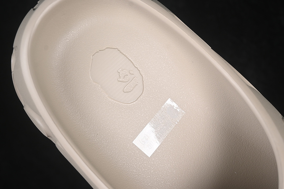 Bape [M323911]-[EVA COMFORTABLE AND VERSATILE ONE SHOULDER SLIPPERS LIGHT WHEAT/WHEAT]-[MAN:40-47] - Image 3