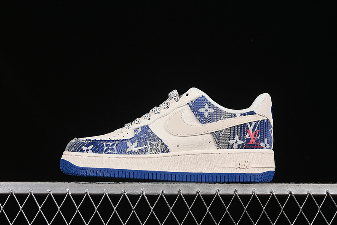 Nike [XS1958-586]-[AIR FORCE 1 07 LOW WHITE/GREY/BLUE]-[WOMAN:36-39]-[MAN:40-45] - Image 2