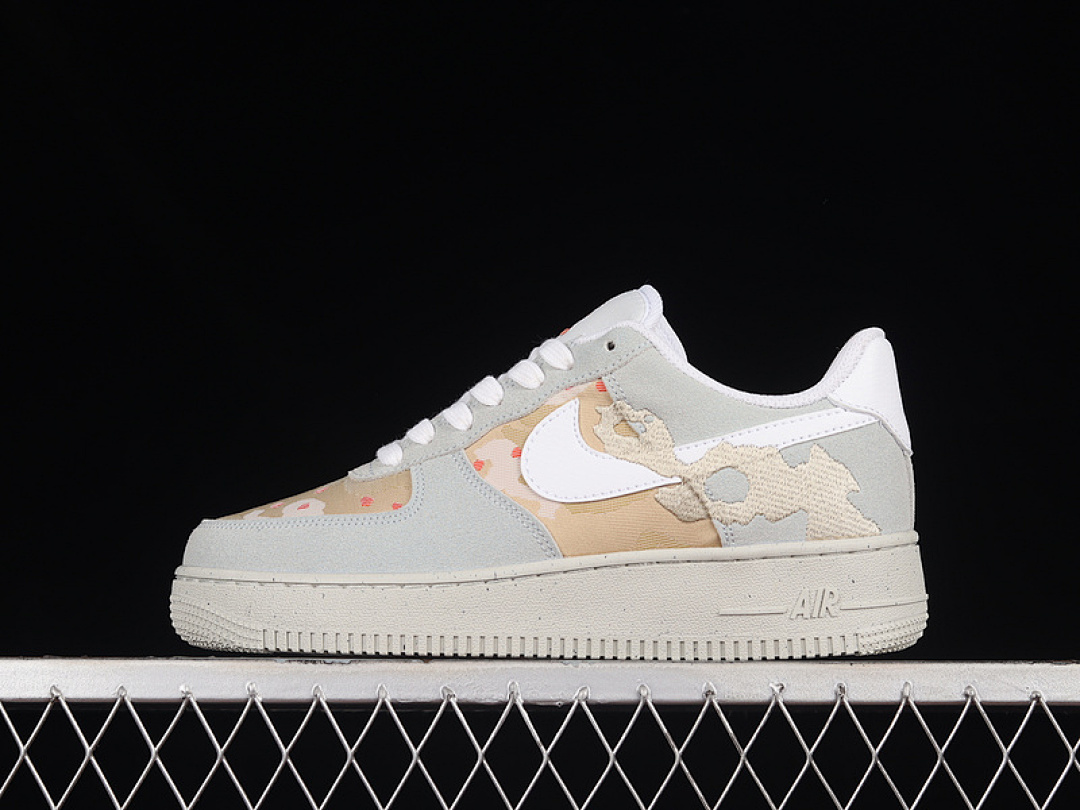 Nike [DD1175-001]-[AIR FORCE 1 LOW 07 LX EMBROIDERED DESERT CAMO PHOTON DUST/TEAM ORANGE/GRAIN], photo 1