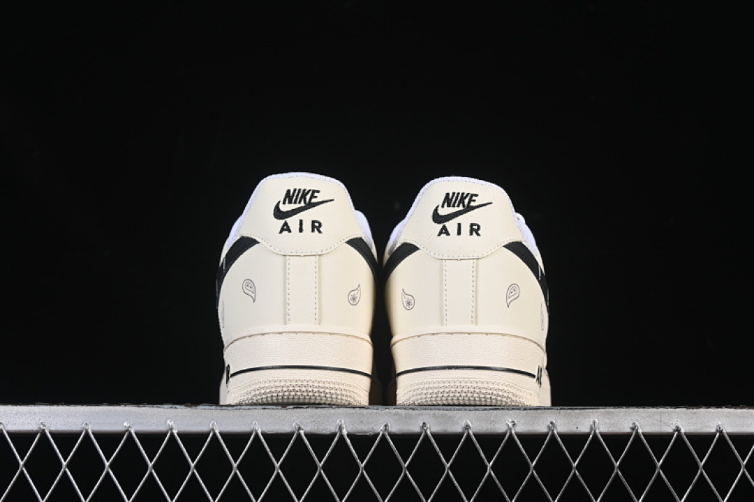 Nike [DD8959-100]-[AIR FORCE 1 07 LOW CASUAL SNEAKERS BEIGE/BLACK]-[WOMAN:36-39]-[MAN:40-45] - Image 13