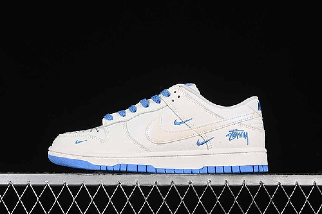 Unbranded [KK1888-014]-[SB DUNK LOW WHITE/BLUE]-[WOMAN:36-39]-[MAN:40-45], photo 1