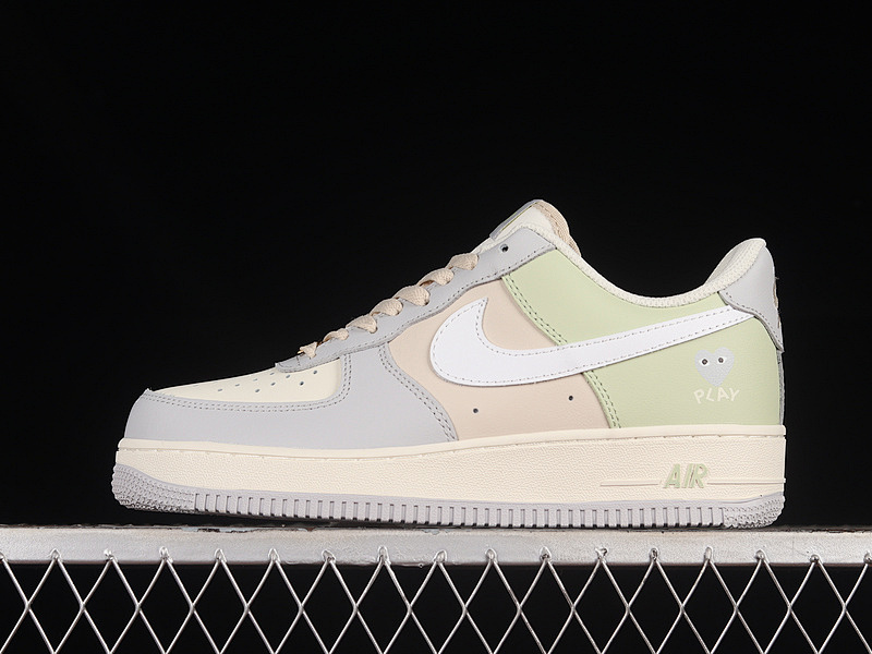 Nike Nike GARCONS AIR FORCE 1 07 LOW WHITE/GREEN/PURPLE · CJ0304-015, photo 1