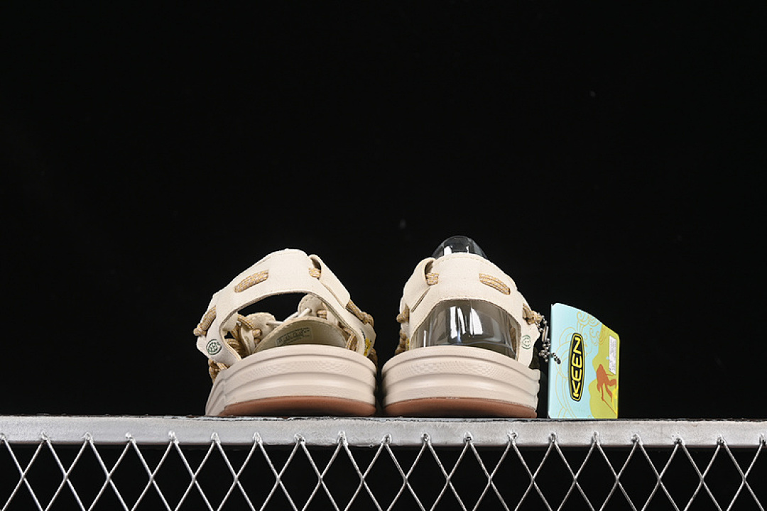 Keen [1025169 MIMOSA]-[KEEN UNEEK FLAT-M BEIGE]-[WOMAN:36-39]-[MAN:40-45] - Image 9