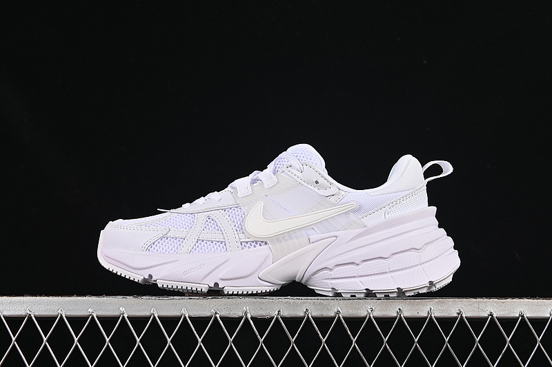 V2K RUNTEKK RUN WHITE · FD0736-113, photo 1