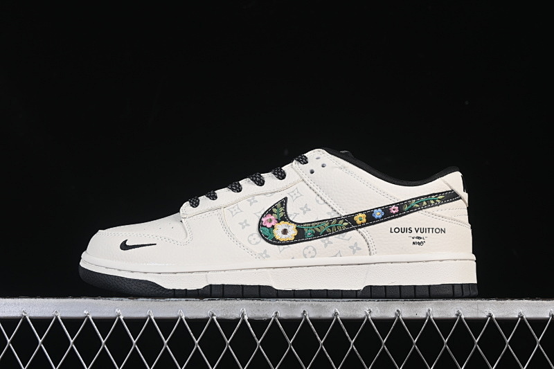 Nike DUNK LOW CASUAL SNEAKERS BLACK/WHITE · DS6608-017, photo 1