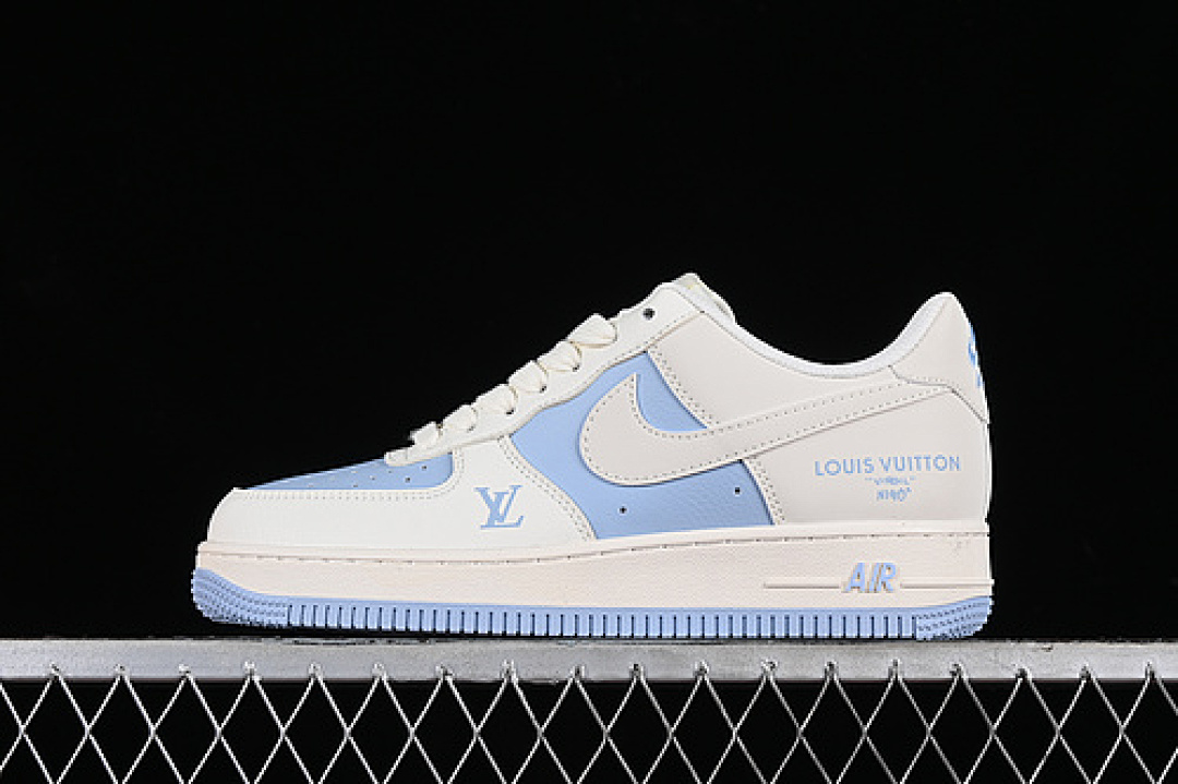 Nike [BB9599-203]-[AIR FORCE 1 07 LOW L*V OFF WHITE/ICE BLUE]-[WOMAN:36-39]-[MAN:40-45], photo 1