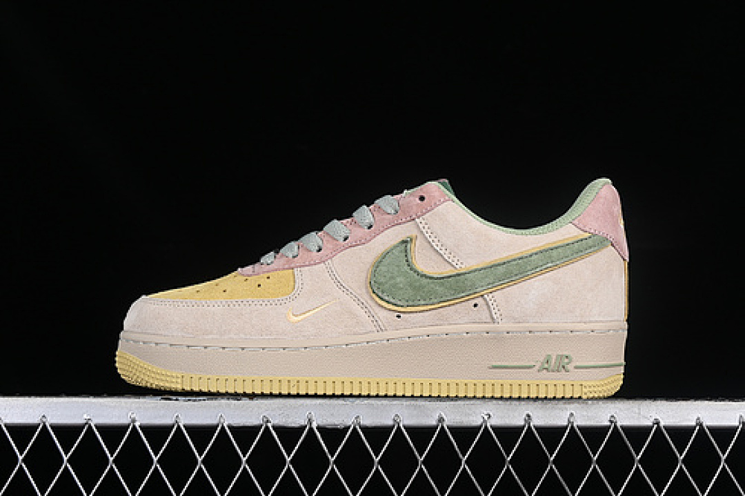 Nike [CD1221-777]-[AIR FORCE 1 07 LOW PEACH GREY/BROWN/GREEN]-[WOMAN:36-39]-[MAN:40-45], photo 1