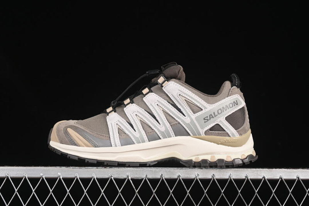 On Running [477920-28]-[OUTDOOR TRAIL RUNNING SHOES BROWN/BEIGE/WHITE/BLACK]-[WOMAN:36-39]-[MAN:40-45], photo 1