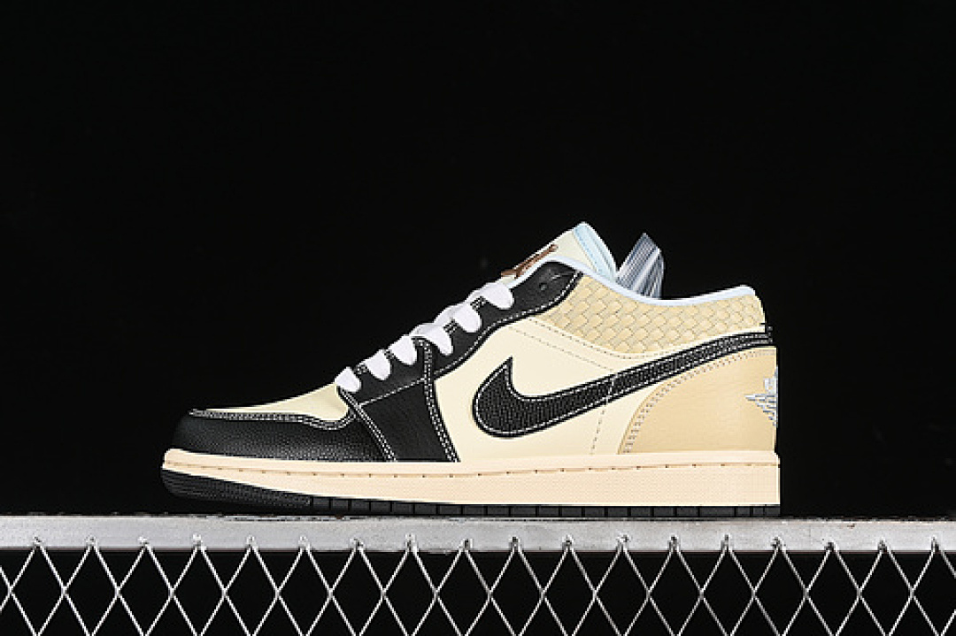 Jordan [HQ3437-101]-[AIR JORDAN 1 LOW MILK MILK/BLACK/MUSLIN/TEAM GOLD/BLUE] (BLACK COCONUT), photo 1
