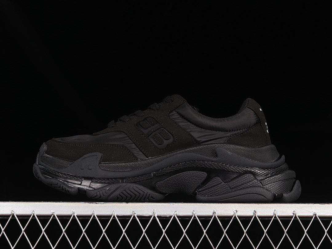 Unbranded [W3CU11000]-[BA*LEN*CIAGA TRIPLE S SNEAKERS BLACK/BLACK/WHITE]-[WOMAN:35-39]-[MAN:40-46], photo 1