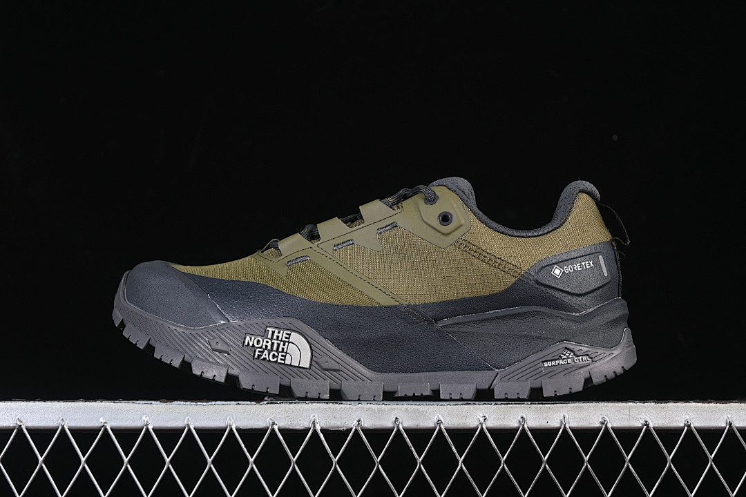 The North Face [NF0A8AEG7R8-075]-[THE NORTH FACE SUMMIT OFFTRAIL GORETEX GREEN/BLACK]-[MAN:40-45], photo 1