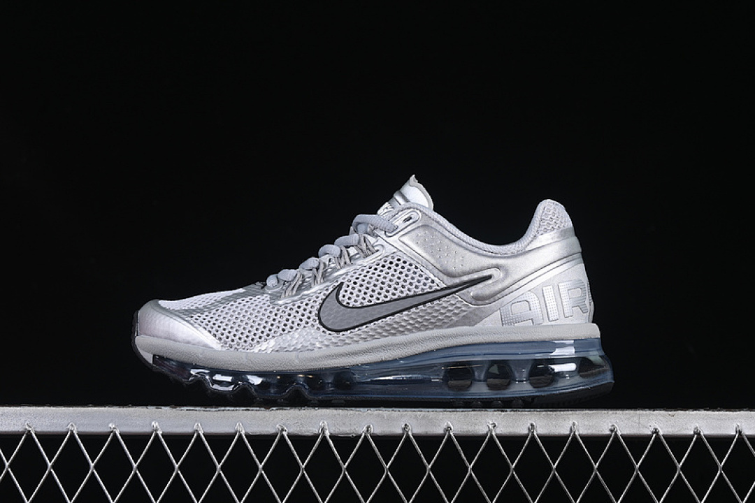 Nike AIR MAX 2013 METALLIC SILVER/BLACK/FLAT SILVER/METALLIC SILVER · HQ3025-001, photo 1