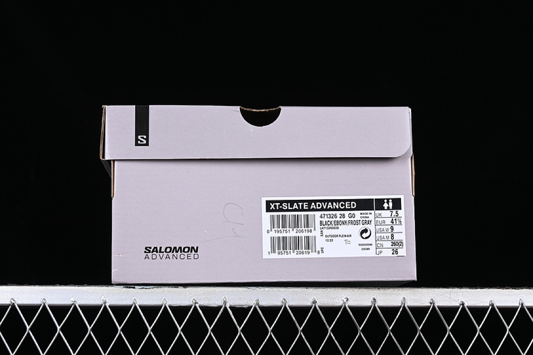On Running [471326-28]-[XT SLATE FOR WOOD OUTDOOR OFF ROADING BLACK/GREY]-[WOMAN:36-39]-[MAN:40-45] - Image 11