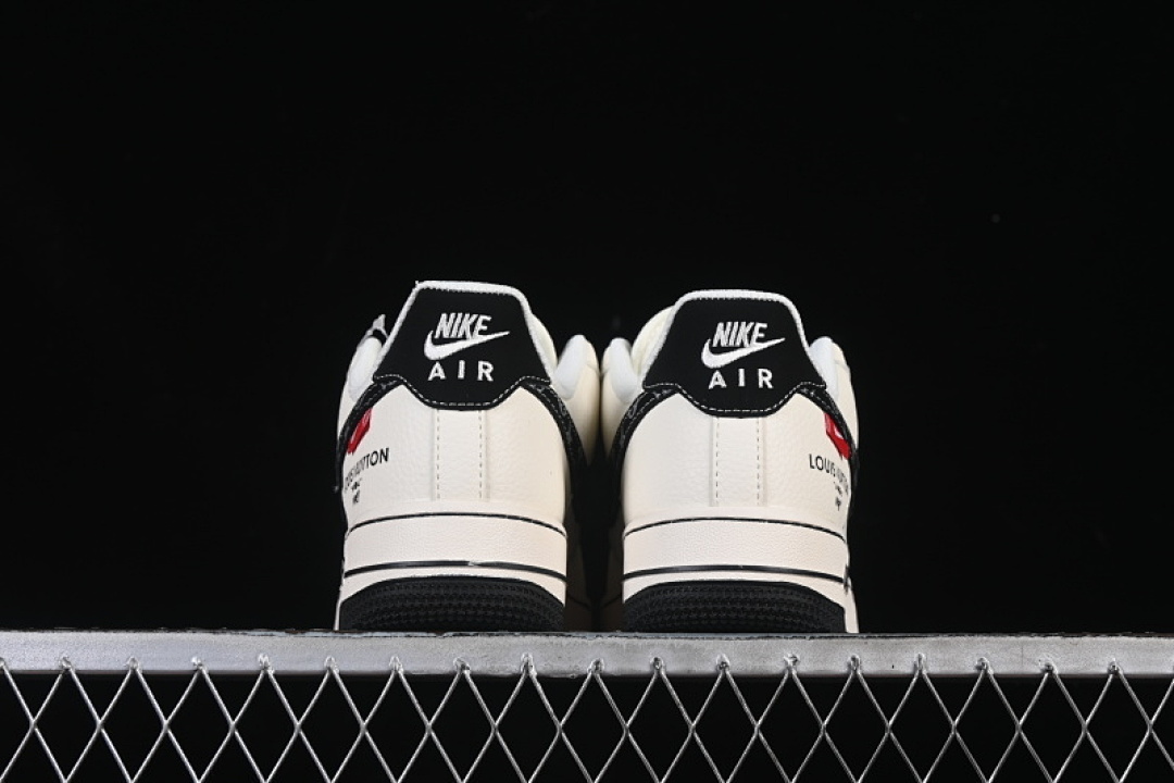 Nike [MZ9588-809]-[AIR FORCE 1 07 LOW CASUAL SNEAKERS BLACK/WHITE]-[WOMAN:36-39]-[MAN:40-45] - Image 13